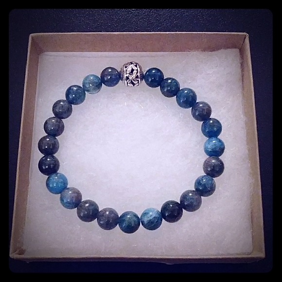 Jewelry - Apatite Stone Bracelet